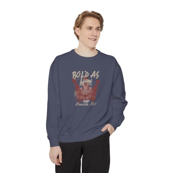 UCD Christian Sweatshirt Bold As Lions - Image 11